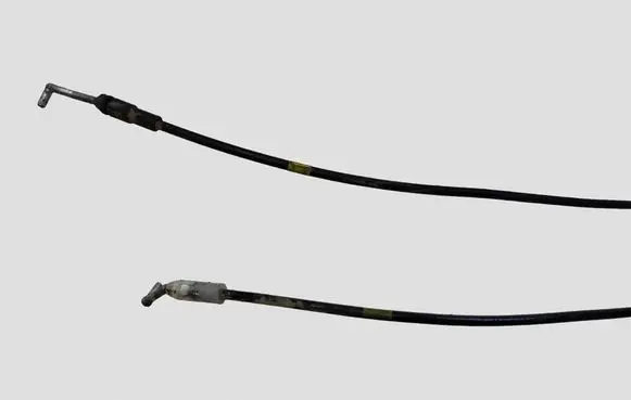 Hyundai Trajet Front door lock