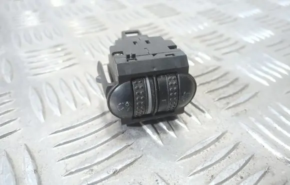 Volkswagen PASSAT B5.5 Headlight level height control switch 3B0941333C