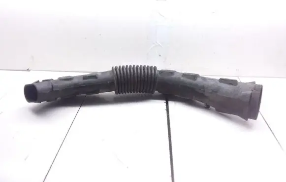 Dacia Logan I Air intake hose/pipe 8200431098