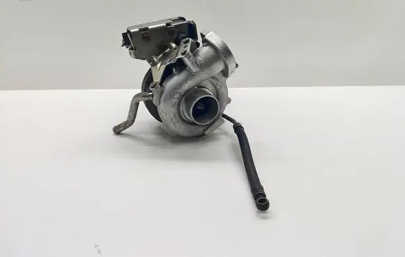 BMW 5 E60 E61 Turbo 7791709 GT2056V 750080