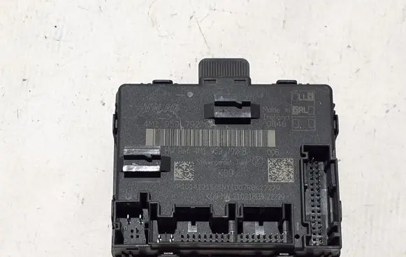 Porsche Panamera (971) Door control unit/module 4M1959792C