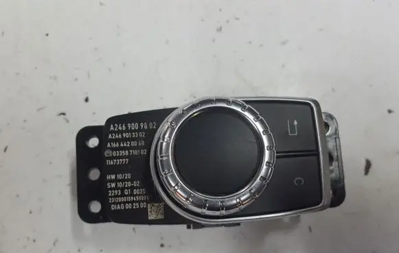 Mercedes-Benz B W246 W242 Head unit multimedia control A2469009802