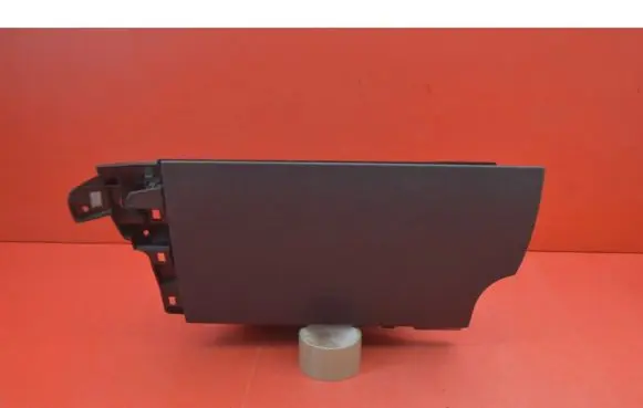Peugeot 508 RXH Glove box