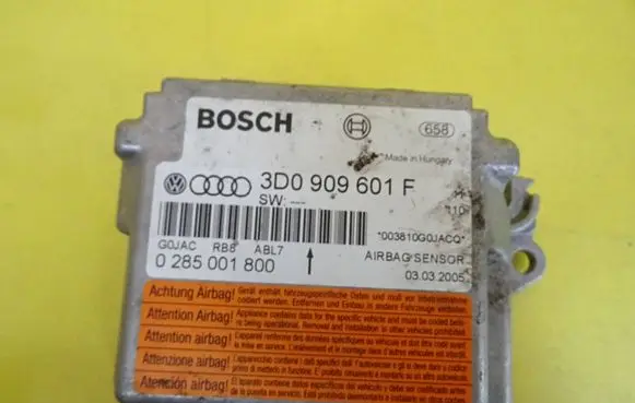 Volkswagen Touareg I Airbag control unit/module 3D0909601F 0285001400