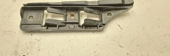Volkswagen Golf V Front bumper mounting bracket 1K0807183
