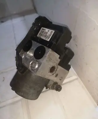 Toyota Corolla E120 E130 ABS Pump 8954102030 0273004571 0265216850