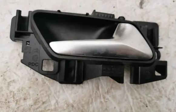 Citroen Berlingo Front door interior handle A006AB01