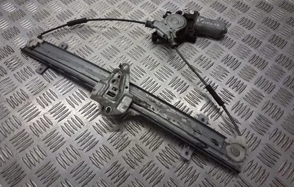 Honda Civic Rear window lifting mechanism without motor 