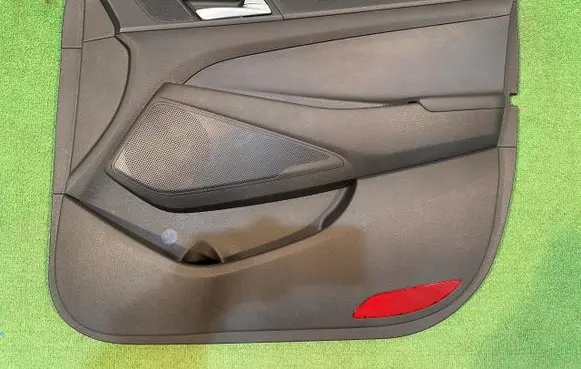 Hyundai Tucson TL Front door card panel trim 82361-D7000