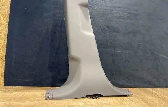 Jaguar F-Pace (B) pillar trim (bottom) HK8331057A 632100962 156127822
