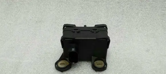 Mercedes-Benz CLK A209 C209 ESP acceleration yaw rate sensor A0045429218
