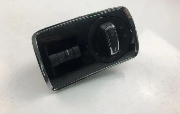 Skoda Superb B6 (3T) Light switch 3T0941431B
