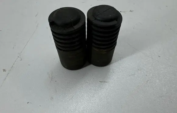 Tesla Model Y Tailgate/trunk/boot lid buffer 150049600A