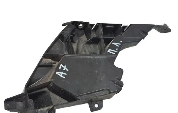 Audi A7 S7 4G Front bumper mounting bracket 4G8807283C