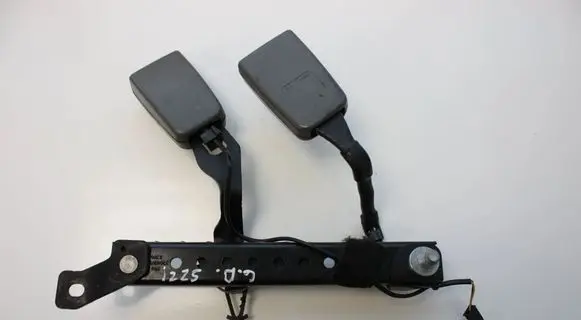 Opel Movano B Rear seatbelt buckle A2218601269