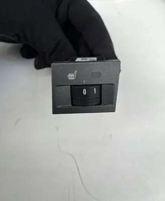 Opel Vectra C Seat heating switch 13138252