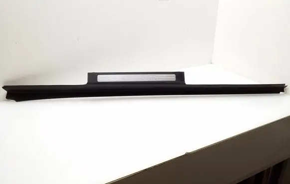 Mercedes-Benz R W251 Front sill trim cover A2516800135