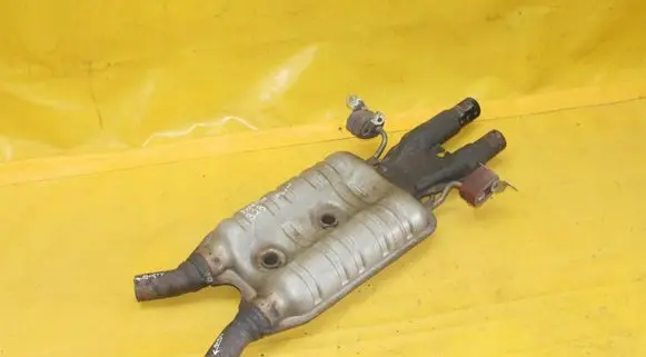 Volkswagen Phaeton Middle muffler/silencer 