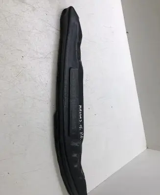 Mazda 3 III Fender foam support/seal 