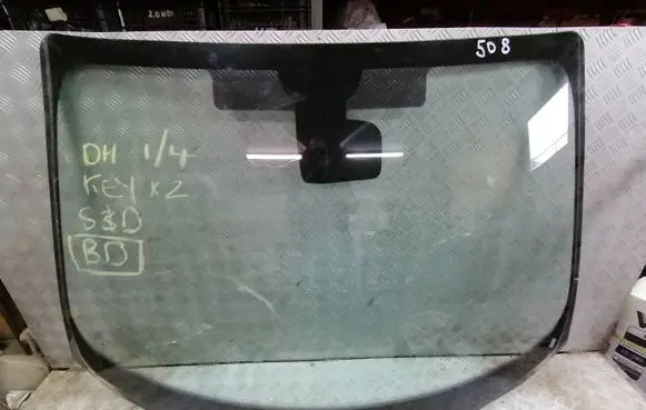 Peugeot 508 Front windscreen/windshield window 