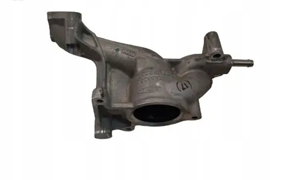 Audi A8 S8 D4 4H EGR valve line/pipe/hose 057131223J