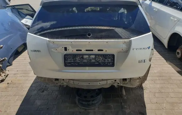 Toyota Prius+ (ZVW40) Tailgate/trunk/boot lid