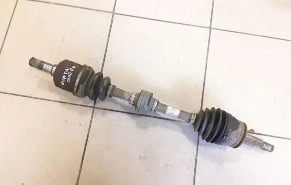 Hyundai Tiburon Front driveshaft 495012C610