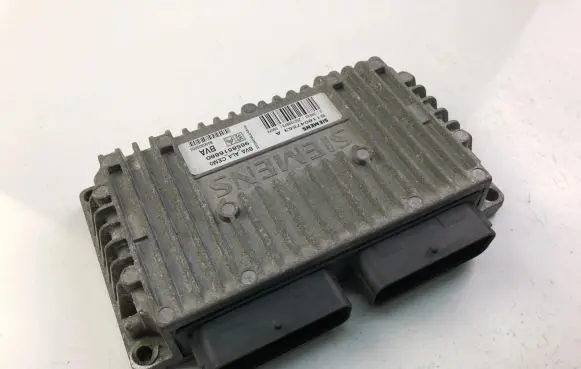 Citroen Xsara Engine control unit/module ECU S118047553A 9658516880