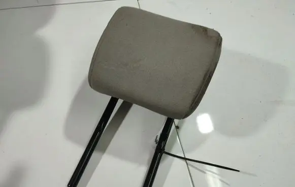 Renault Scenic II - Grand scenic II Front seat headrest 