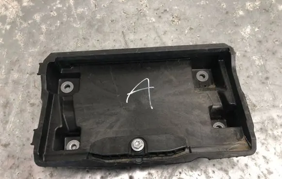 Mercedes-Benz C W206 Battery tray A2066206400BILI A2066206400