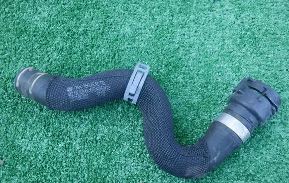 Audi A6 S6 C8 4K Engine coolant pipe/hose 4K0122109AA