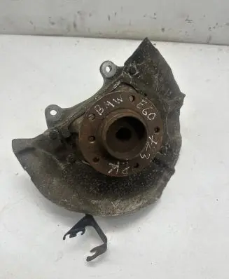 BMW 5 E60 E61 Front wheel hub