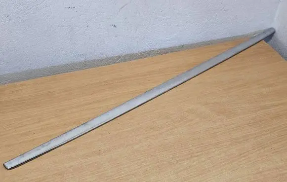 Volvo XC90 Front door glass trim molding 36695582