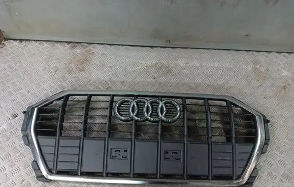 Audi Q3 F3 Front grill 83A853651A 83A853651 03AU326