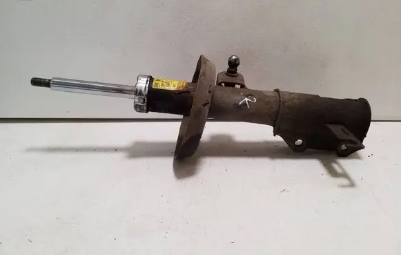 Chevrolet Orlando Front shock absorber/damper 13307871