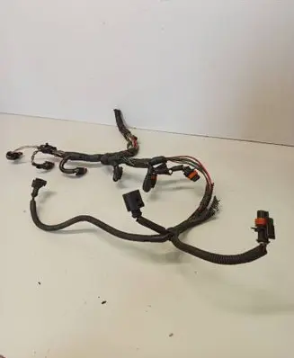 Volvo V70 Fuel injector wires 