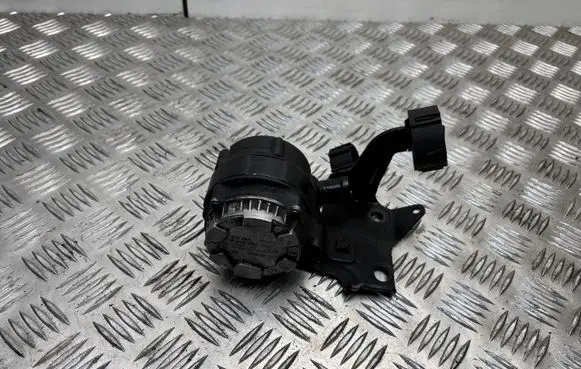 Volkswagen PASSAT B8 Electric auxiliary coolant/water pump 04L965567A 5Q0121599BG 5Q0121093EK