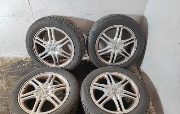 Honda Civic R16 alloy rim 