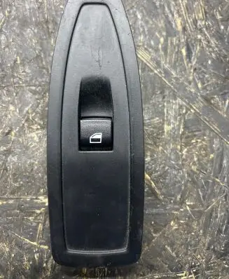 BMW 1 F20 F21 Electric window control switch 9208107 150313