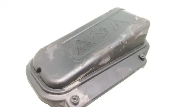 BMW 7 F01 F02 F03 F04 Fuse box cover 7555189 12907555189