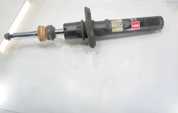 Volkswagen PASSAT B7 Front shock absorber/damper 3C0413031N