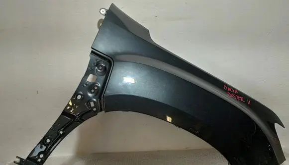Dacia Duster II Fender