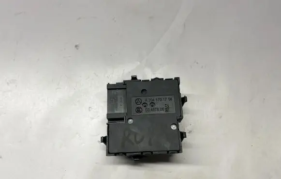 Mercedes-Benz C W204 Seat control switch A2048701758 2048701758