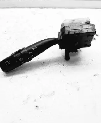 Toyota Avensis Verso Indicator stalk 173650