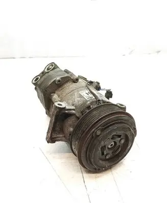 Opel Astra J Air conditioning (A/C) compressor (pump) 13335252 82212116B