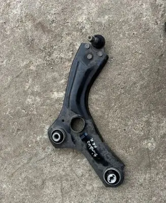 Renault Symbioz Front lower control arm/wishbone 545009574R