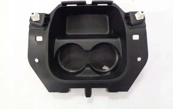 Cup holder front