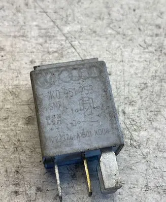 Volkswagen Golf V Other relay 1k0951253