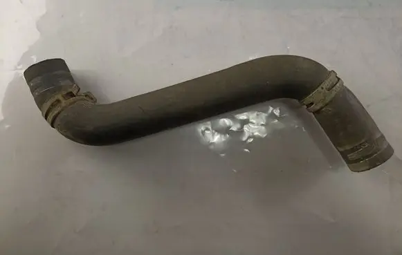 Volvo S60 Engine coolant pipe/hose