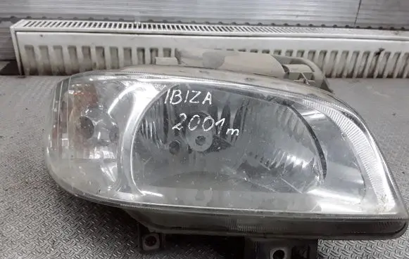 Seat Ibiza II (6k) Headlight/headlamp E95209